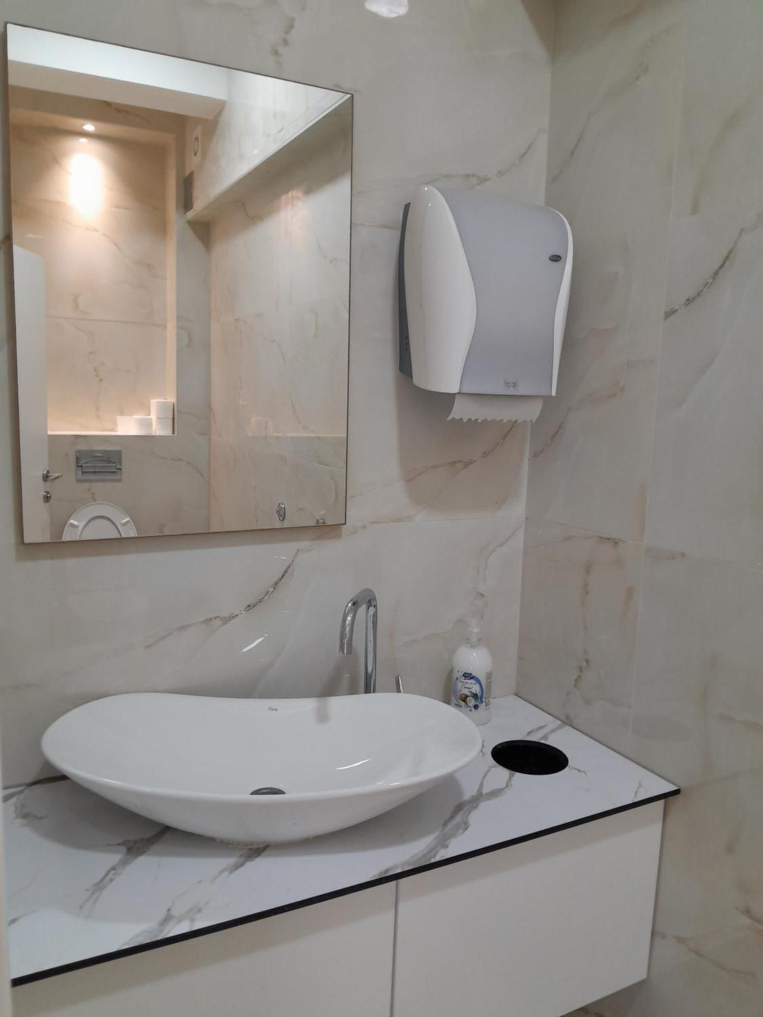 Hotel Victoria Lukavica Εξωτερικό φωτογραφία