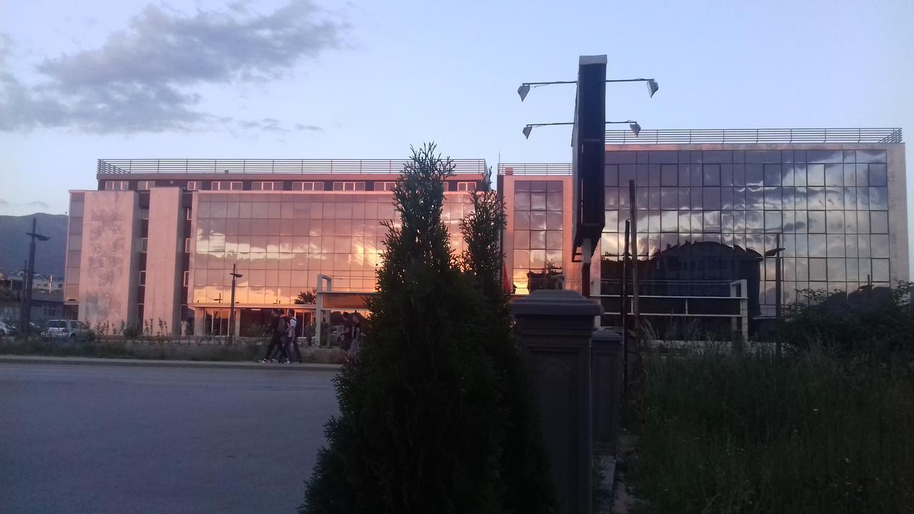 Hotel Victoria Lukavica Εξωτερικό φωτογραφία